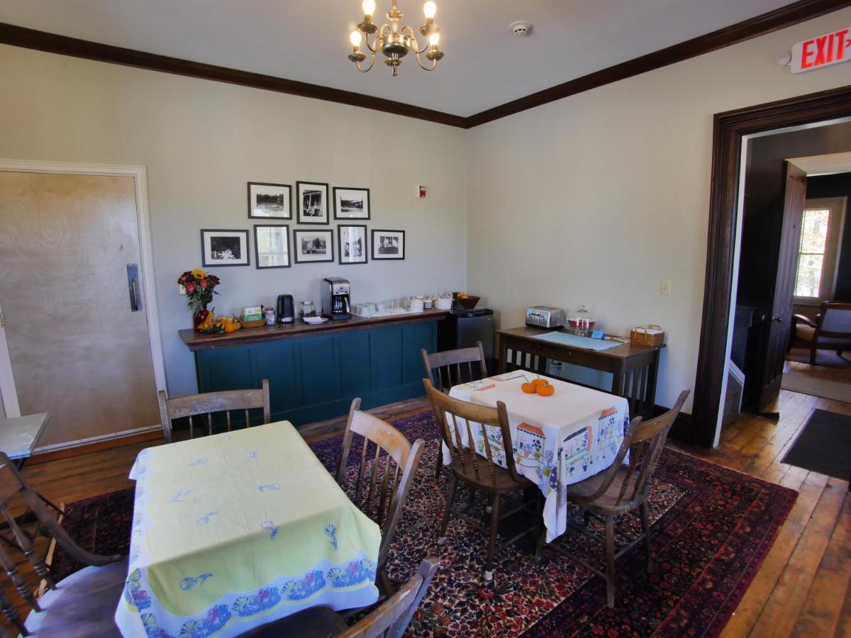 Mill Pond Inn Jefferson Екстериор снимка